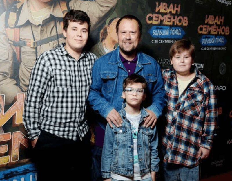 Главные мужчины в жизни Кирилла Плетнёва – его сыновья.
