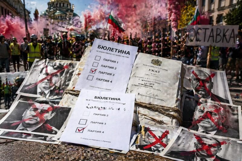 Болгарский "ястреб" НАТО: Как генерал Радев стал надеждой Москвы и головной болью для Брюсселя