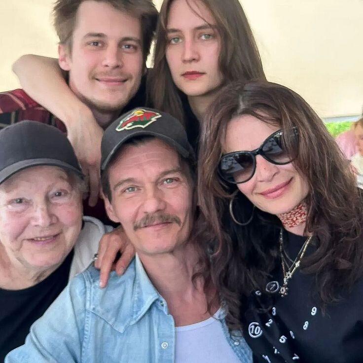 Людмила Зорина: женщина, стоявшая за великим актёром.