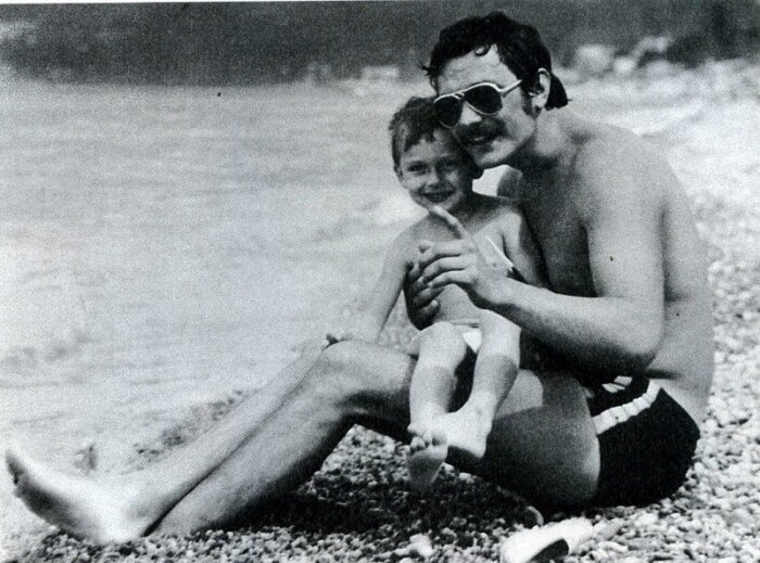 Степан Михалков: от «золотого мальчика» до борца с раком, который создал пару Янковских