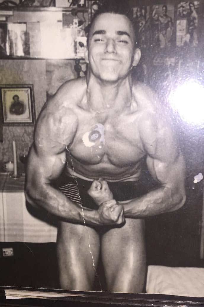 Кирилл Андреев: как «черненький Иванушка» спас семью и обрел счастье после падения