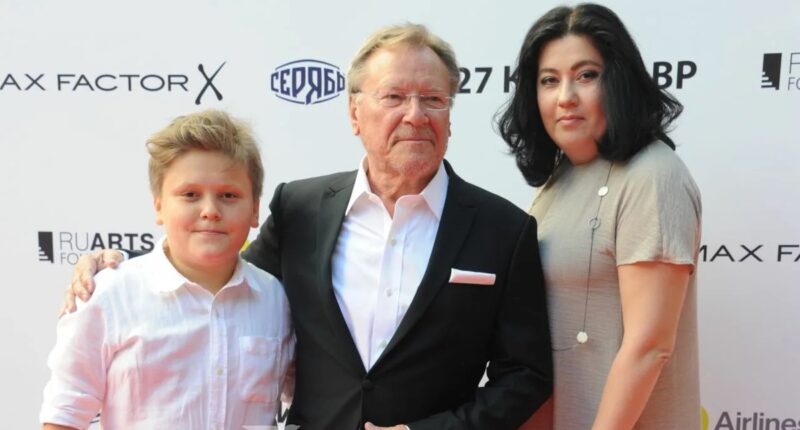 Счастливые родители – Сергей Шакуров и Екатерина Бабалова.