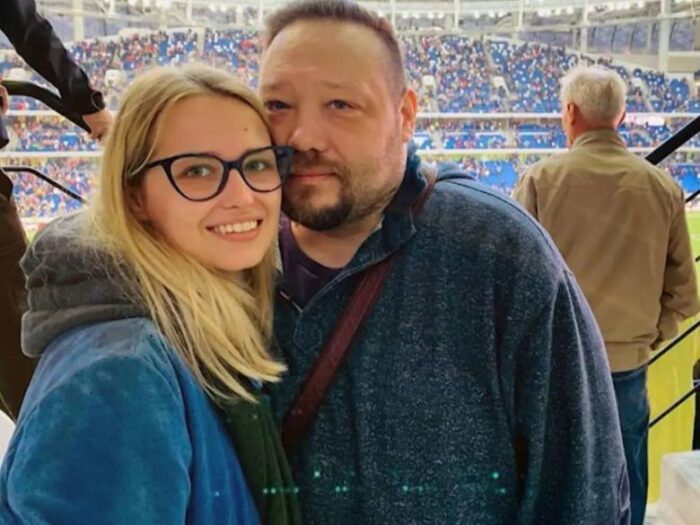 Три удара судьбы в 33 года : Аглая Шиловская пережила смерть отца, скрыла развод и тайно вышла замуж за 49-летнего актёра