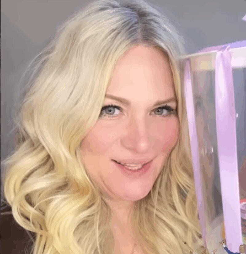 Антон Макарский поддерживает отличную физическую форму