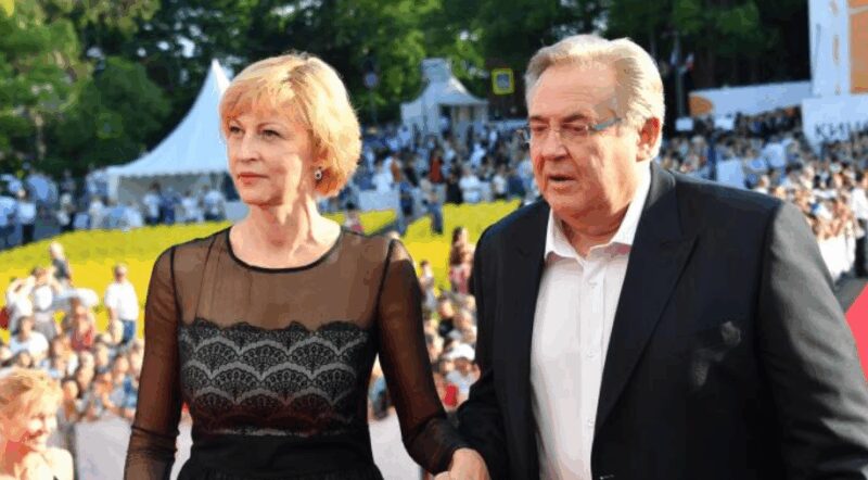 Елена Стоянова: не только жена, но и надёжный директор.