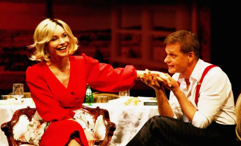 На театральной сцене с Мариной Зудиной в постановке «Наследник»