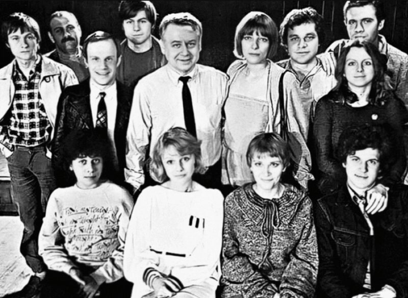 Молодые актеры «Табакерки», тот самый «элитный театральный спецназ».