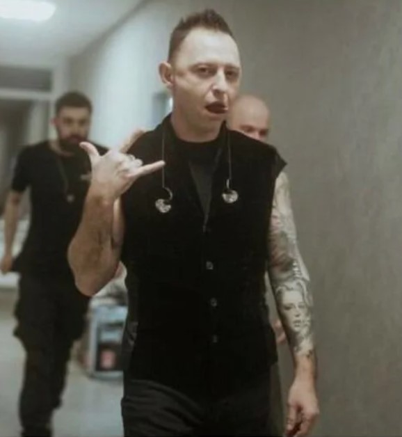 Изнанка славы: Почему Билан плакал, Лепс ругался, а Волочкова «расслаблялась»