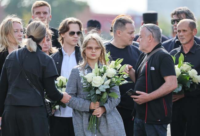 Свадебный портрет Юрия Шатунова и его избранницы Светланы.