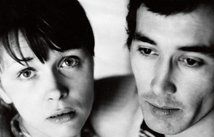 Людмила Гаврилова: от сорванца до звезды «Глухаря» — три года страсти с Мироновым и тайная борьба с недугами