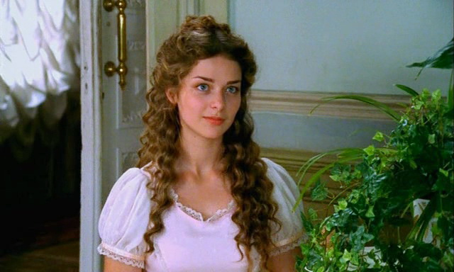 Марина Александрова в сериале «Азазель», 2002 год