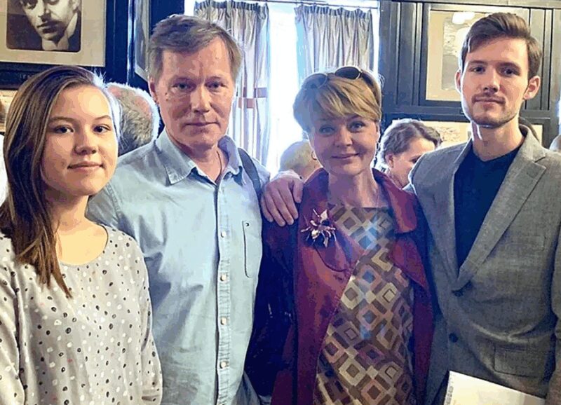 Андрей и Таисия Гордины с родителями.