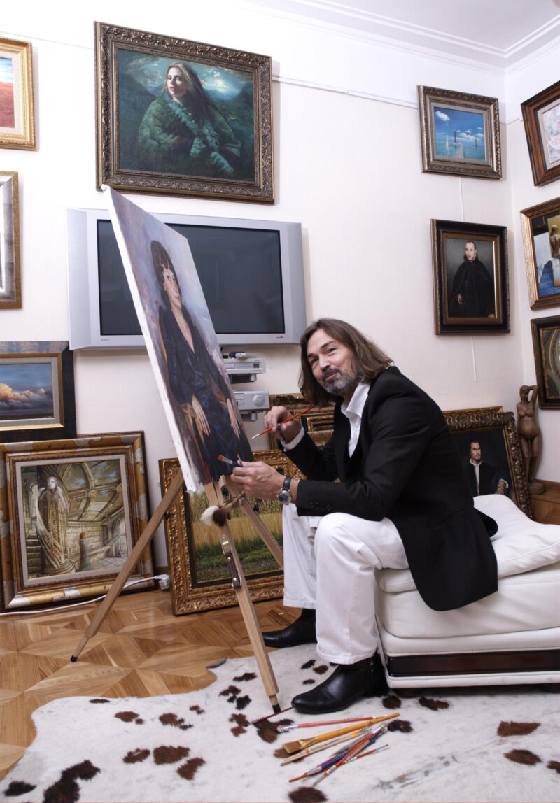 Две жены, семеро детей и «самая большая потерянная любовь»: бурная жизнь Никаса Сафронова