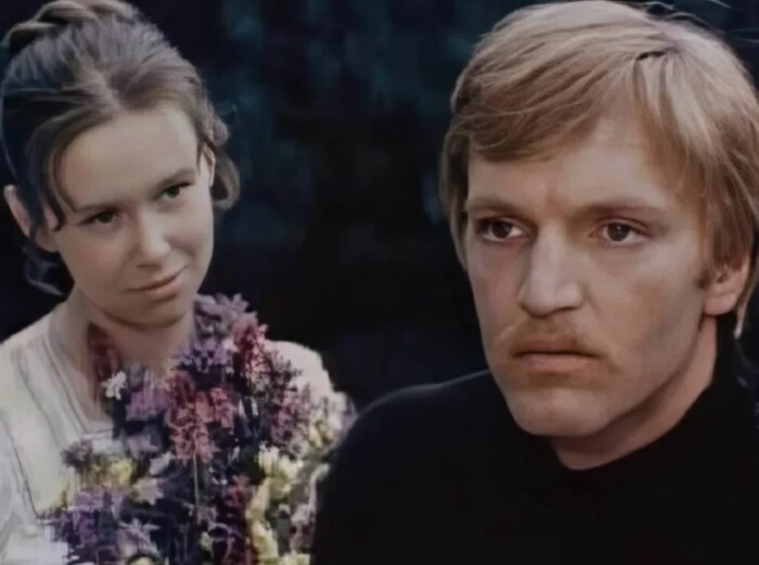 Евгения Симонова: как символ чистоты пережила роковую страсть, борьбу с болезнью и спасла чужого ребёнка