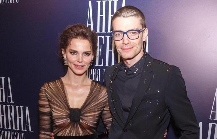 Отцовская стать, материнская красота: сын Боярской и Матвеева в 14 лет покорил Сеть, а его мама сделала громкое заявление