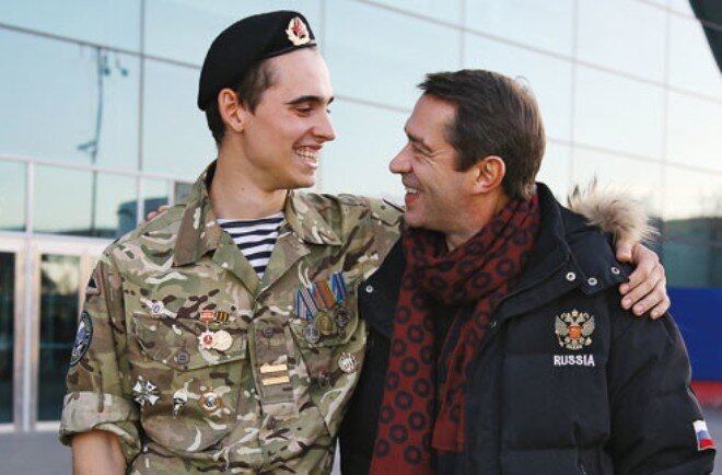 Мария Машкова с дочерьми, которые уже делают первые шаги в кино.