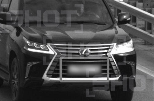 Роскошный Lexus LX III, за рулем которого, по слухам, часто видят телеведущего.