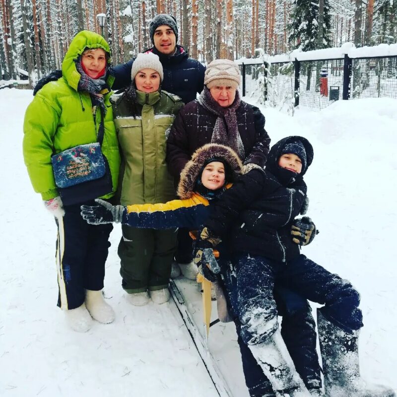 Юлия Рутберг гордится своим сыном.