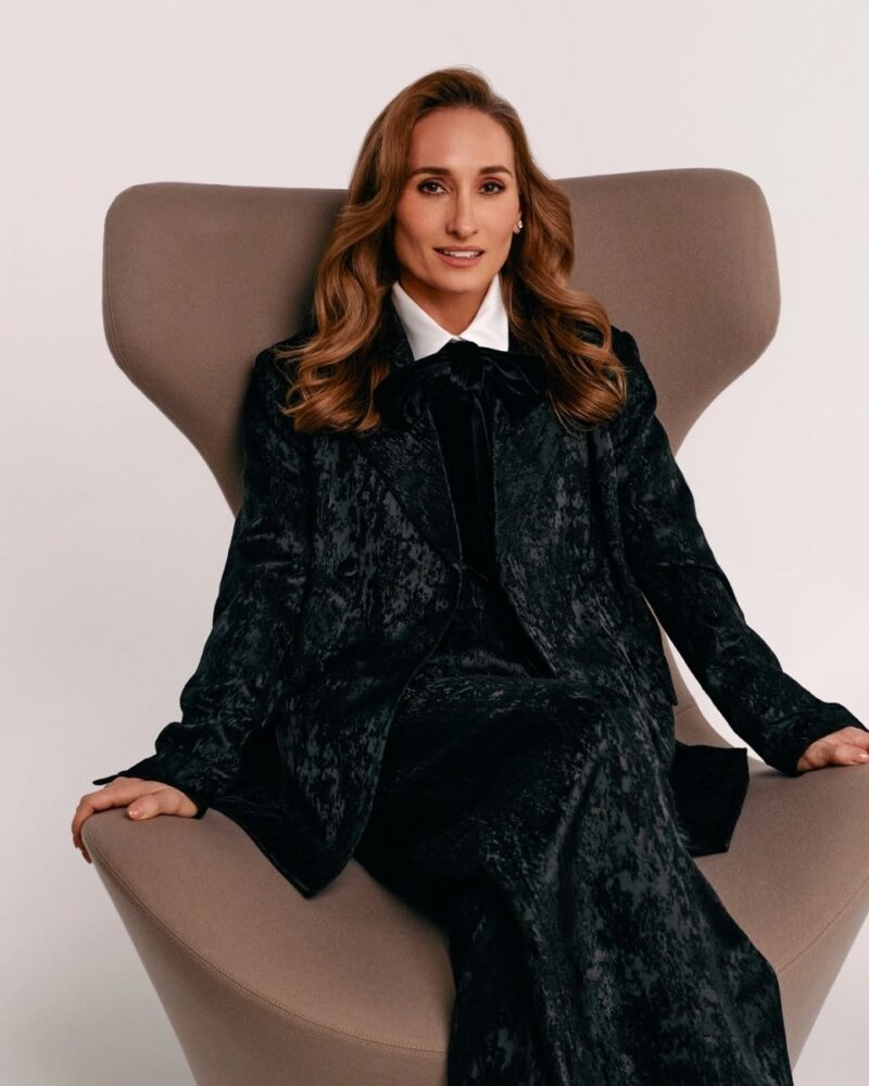 Анастасия Винокур осваивает новые творческие горизонты.