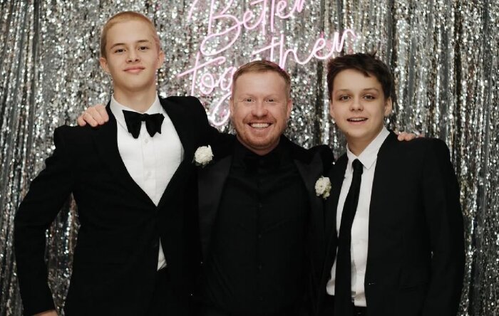 Звезда «Реальных пацанов» продал машину и пережил «страшный удар» от друга: как Антон Богданов нашёл счастье с мамой 16-летнего Леона Кемстача