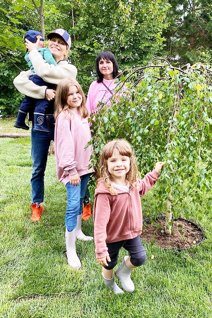 Елена Подкаминская: Как перфекционистка из «Кухни» дважды обожглась в любви и стала многодетной мамой