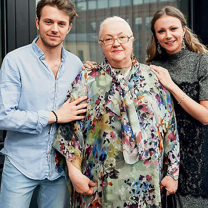 Радистка Кэт, любовь мэтра и уход от славы: трагическая судьба Екатерины Градовой