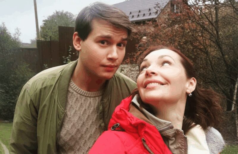 Наталия Антонова с сыном Артёмом.