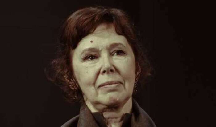 Евгения Симонова: как символ чистоты пережила роковую страсть, борьбу с болезнью и спасла чужого ребёнка