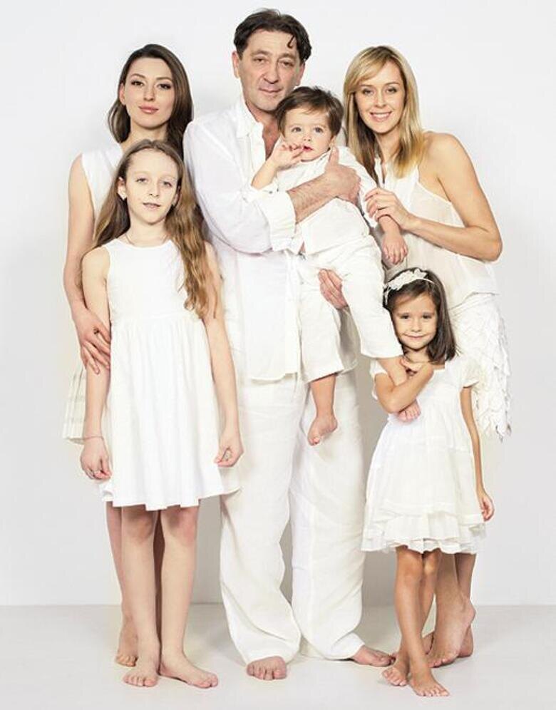 Семья артиста: Григорий Лепс с бывшей супругой и детьми.