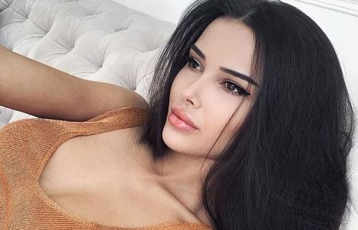 Золотая клетка или триумф расчёта: Как Яна Орфеева построила империю на своей красоте