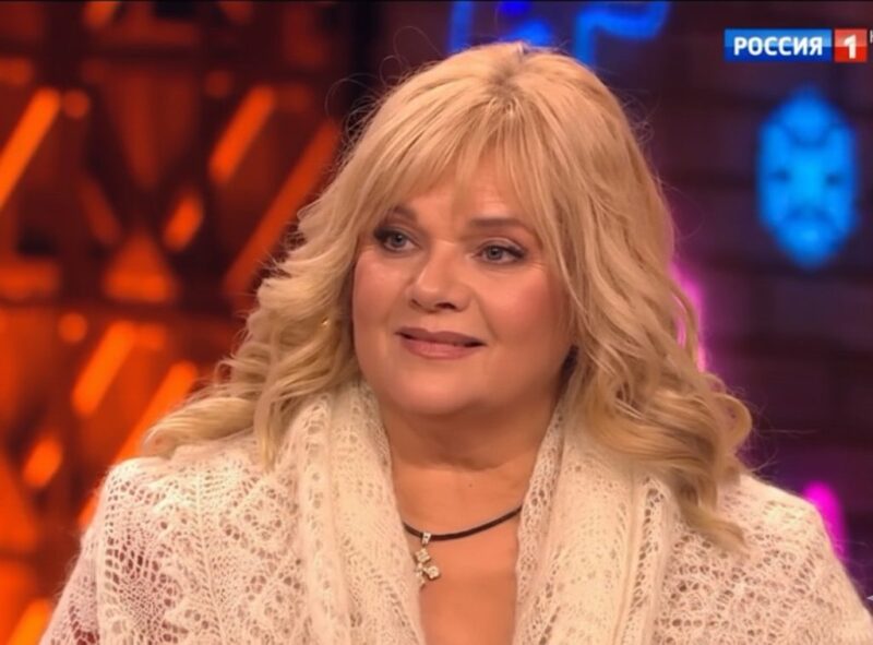 Марина Журавлёва: почему звезда 90-х сбежала из России на пике славы и как вернулась