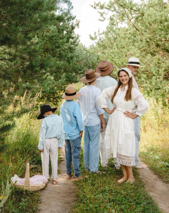 Пять детей, строгий муж и таинственная авантюра: Глафира Тарханова о жизни без возраста