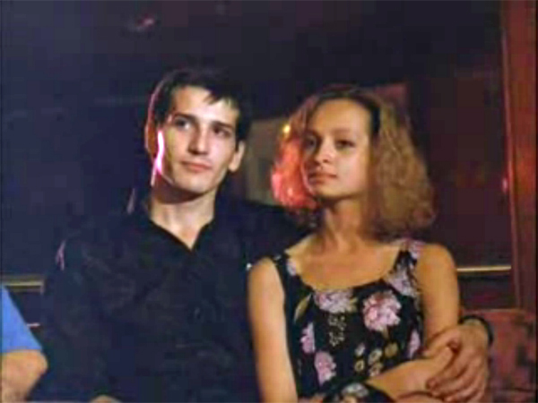 Ранняя роль Ярослава Бойко в фильме «Круиз, или Разводное путешествие» (1991).