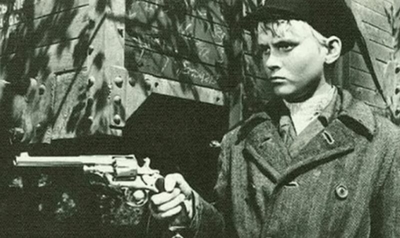 Нонна Мордюкова в образе Ульяны Громовой, покорившая режиссера Герасимова.