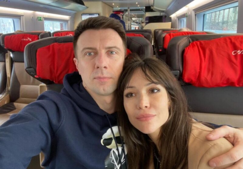 Александра Самохина нашла своё счастье с мужем Антоном.