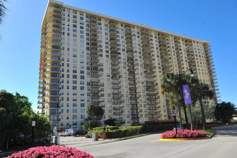 Людмила Порывай и Игорь Николаев – важные люди в жизни Наташи.