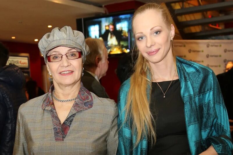 Глубокий взгляд Нины Руслановой.