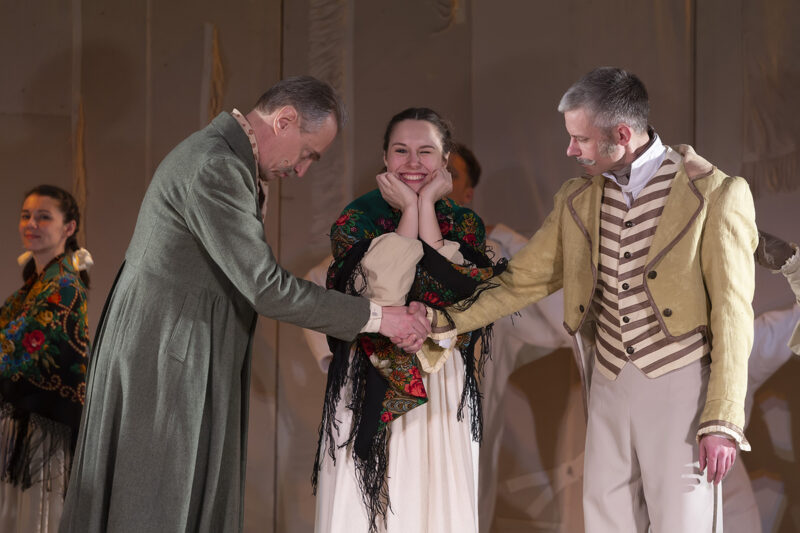 «Мама, я сама»: как дочь Натальи Сурковой отказалась от звёздной фамилии и 10 лет строит карьеру без протекции