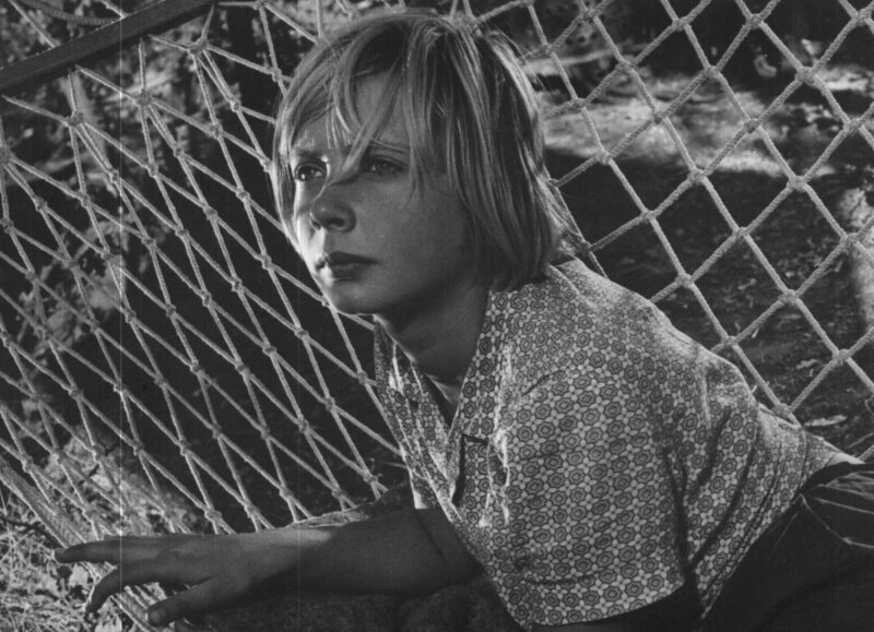 Лина Бракните в роли Дубравки, героини одноименного фильма.