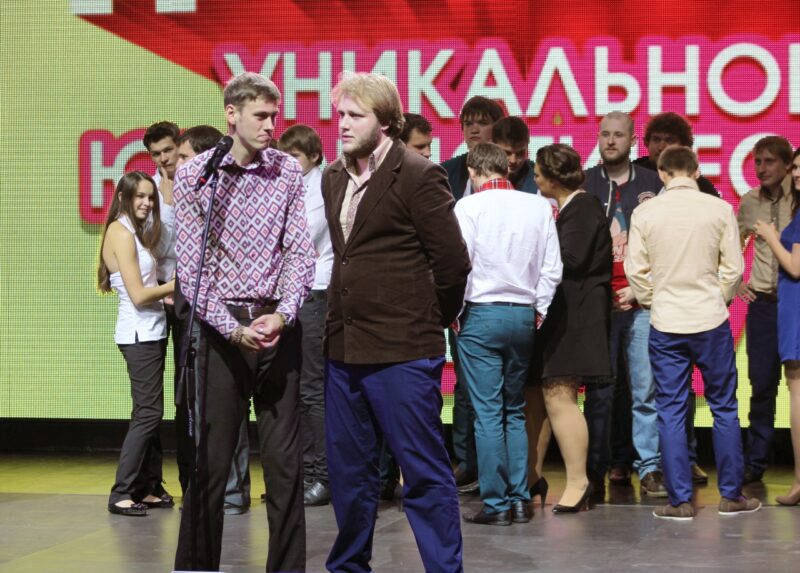 Тайны Антона Шастуна: от застенчивого подростка до звезды «Импровизации» через разрыв и обручальные кольца