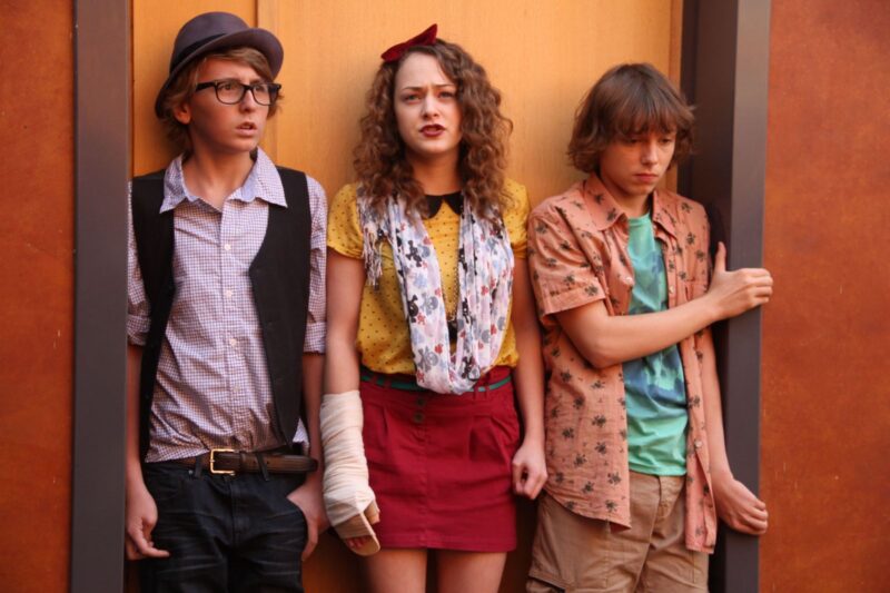 Путь Аглаи Тарасовой: бунтарство, звездные романы и неожиданное задержание с вейпом