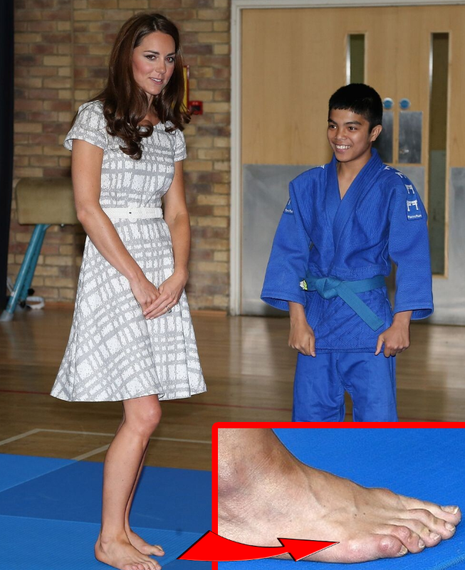 Кейт Миддлтон во время визита в спортивный центр в Гринвиче в 2012 году.