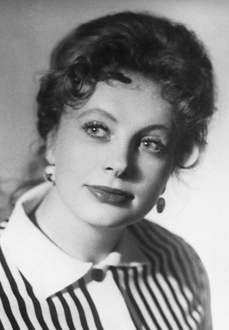 Алла Ларионова в молодости, на заре своей карьеры.