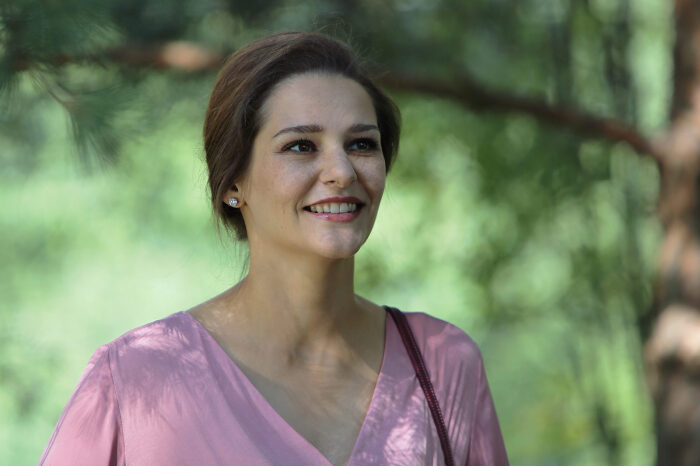 Пять детей, строгий муж и таинственная авантюра: Глафира Тарханова о жизни без возраста