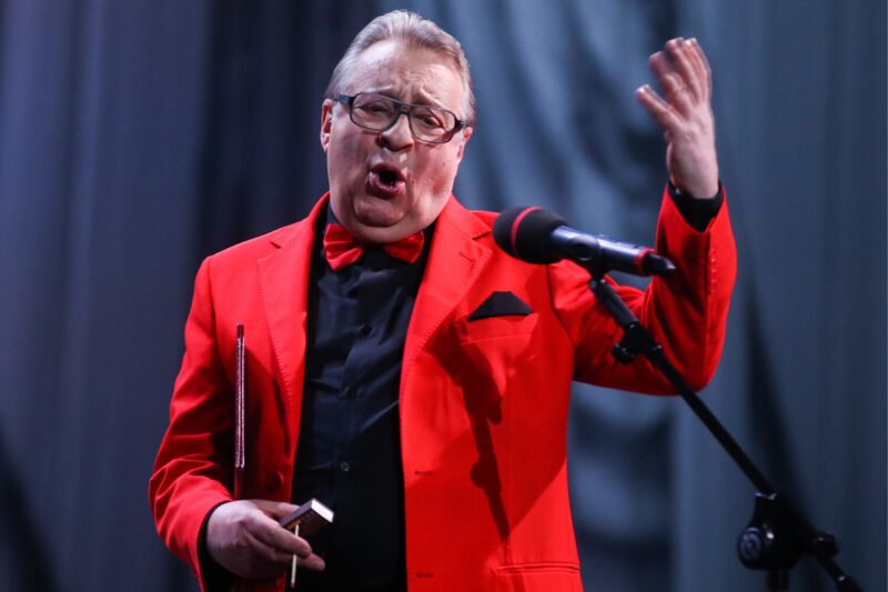 Геннадий Хазанов во время юбилейного вечера в театре имени Евгения Вахтангова.