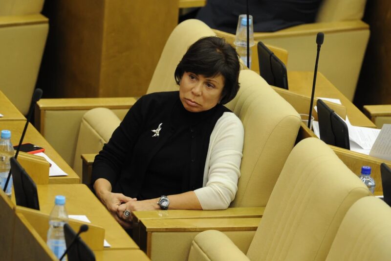 Ирина Роднина на льду, в зените своей спортивной славы.