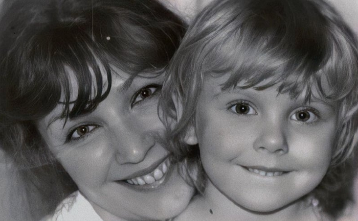 Проспанное свидание с мулатом, театр вместо переводчика и рождение дочери в 47: судьба дочери Остроумовой