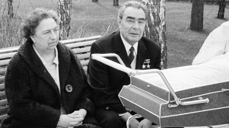 Последние годы жизни Виктории Брежневой прошли в одиночестве и забвении.