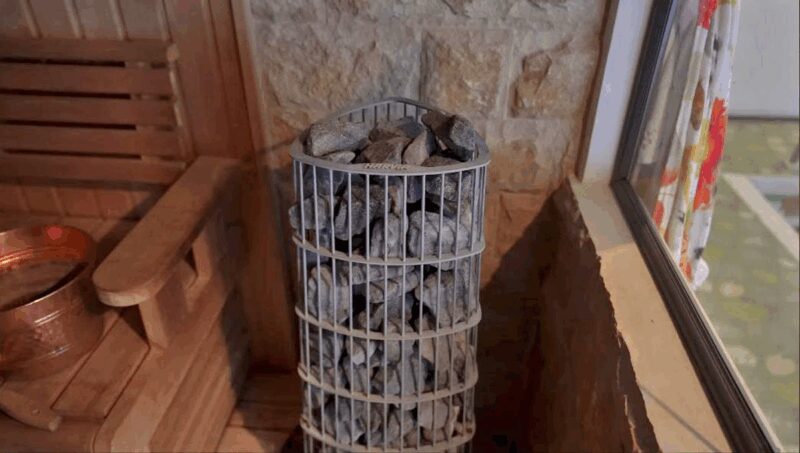 Моё место силы: как Алла Довлатова создала дом 1956 года, где четверо детей спят на морозе, а она «чувствует себя моложе»