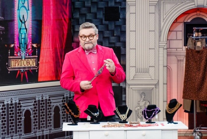 Ушёл из «Модного приговора» и заговорил: Александр Васильев о копеечных гонорарах и войне с Хромченко
